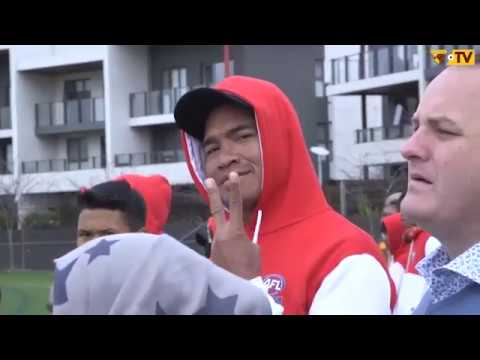 インドネシアチームがホーソンを見学