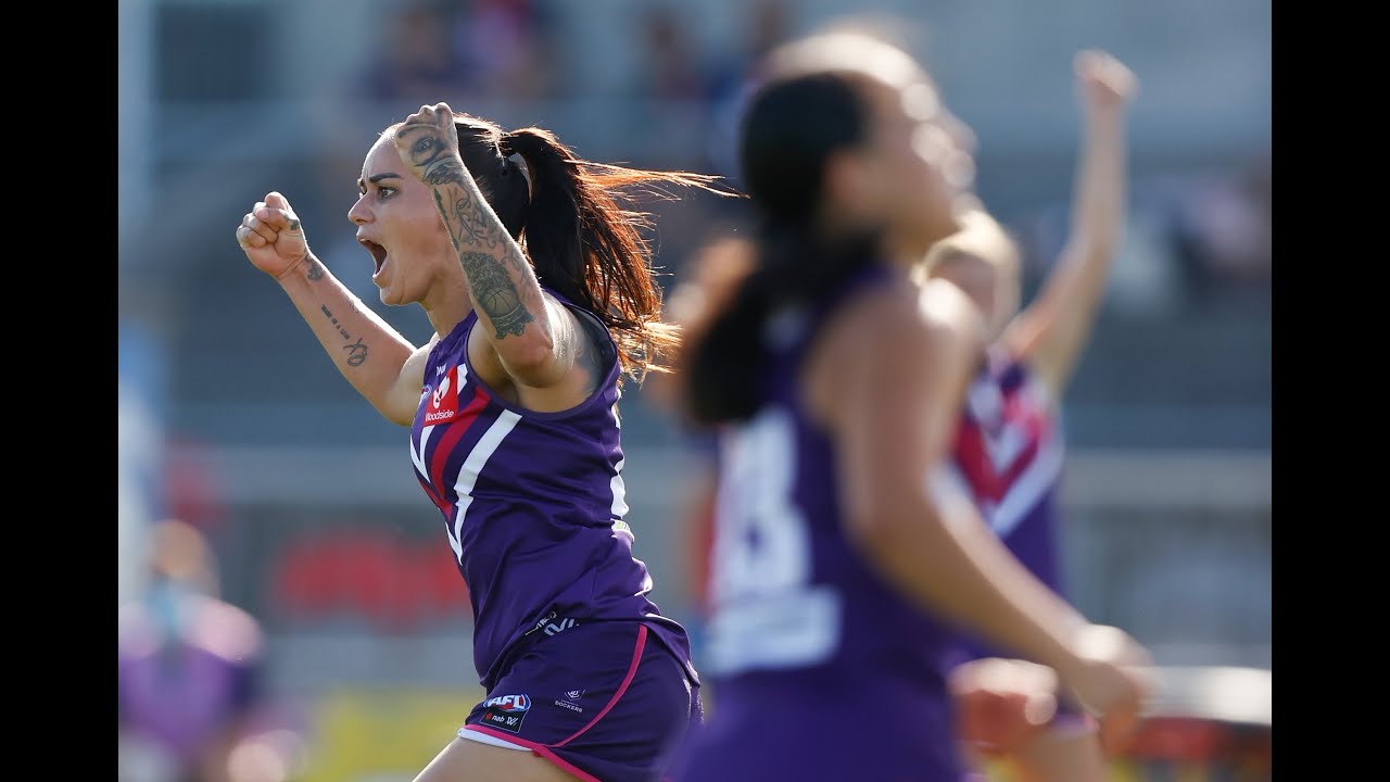 AFLW: ハンドをつなぐ、つなぐ