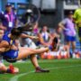 AFLW | Stannettのスマザー！