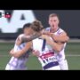 Fyfe、4人に囲まれてもゴール！